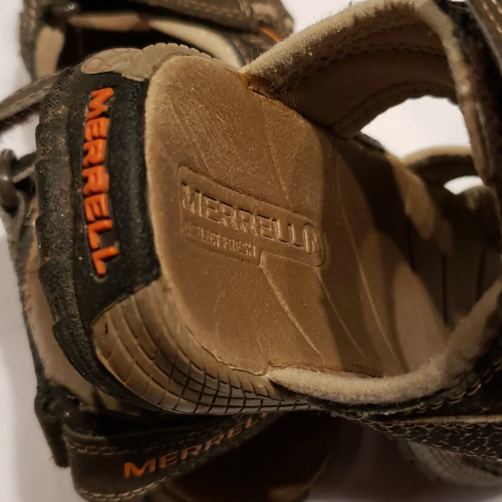 Merrell Sandals Water Leather Upper Hiking Active Sporty Kids 11 EUC